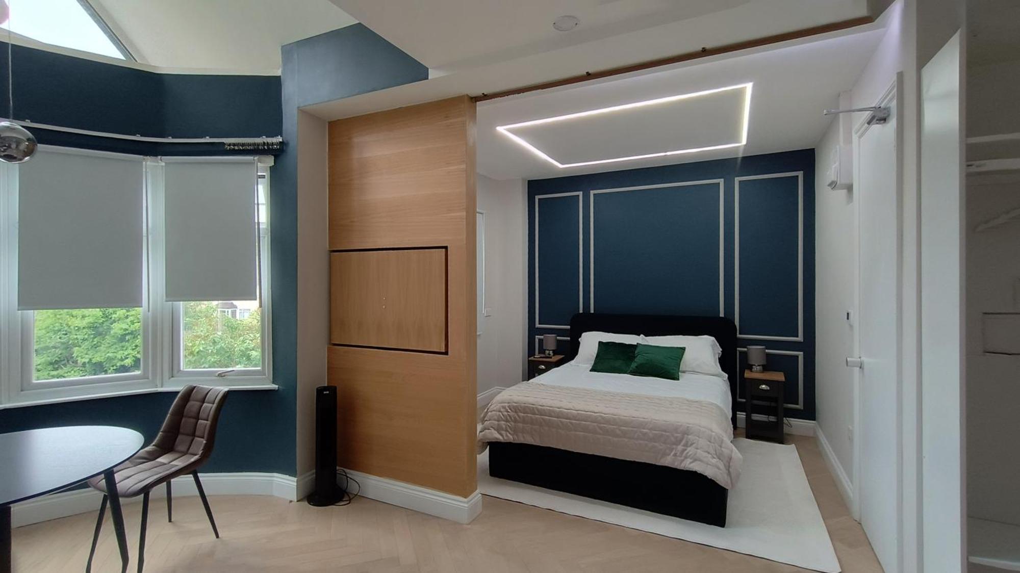 London Studios And Suites Харроу Экстерьер фото